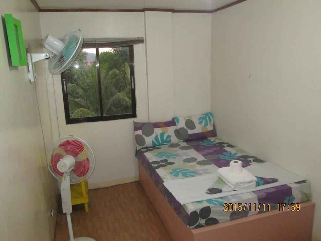 Lagrosa Backpackers Hotell Coron Rom bilde