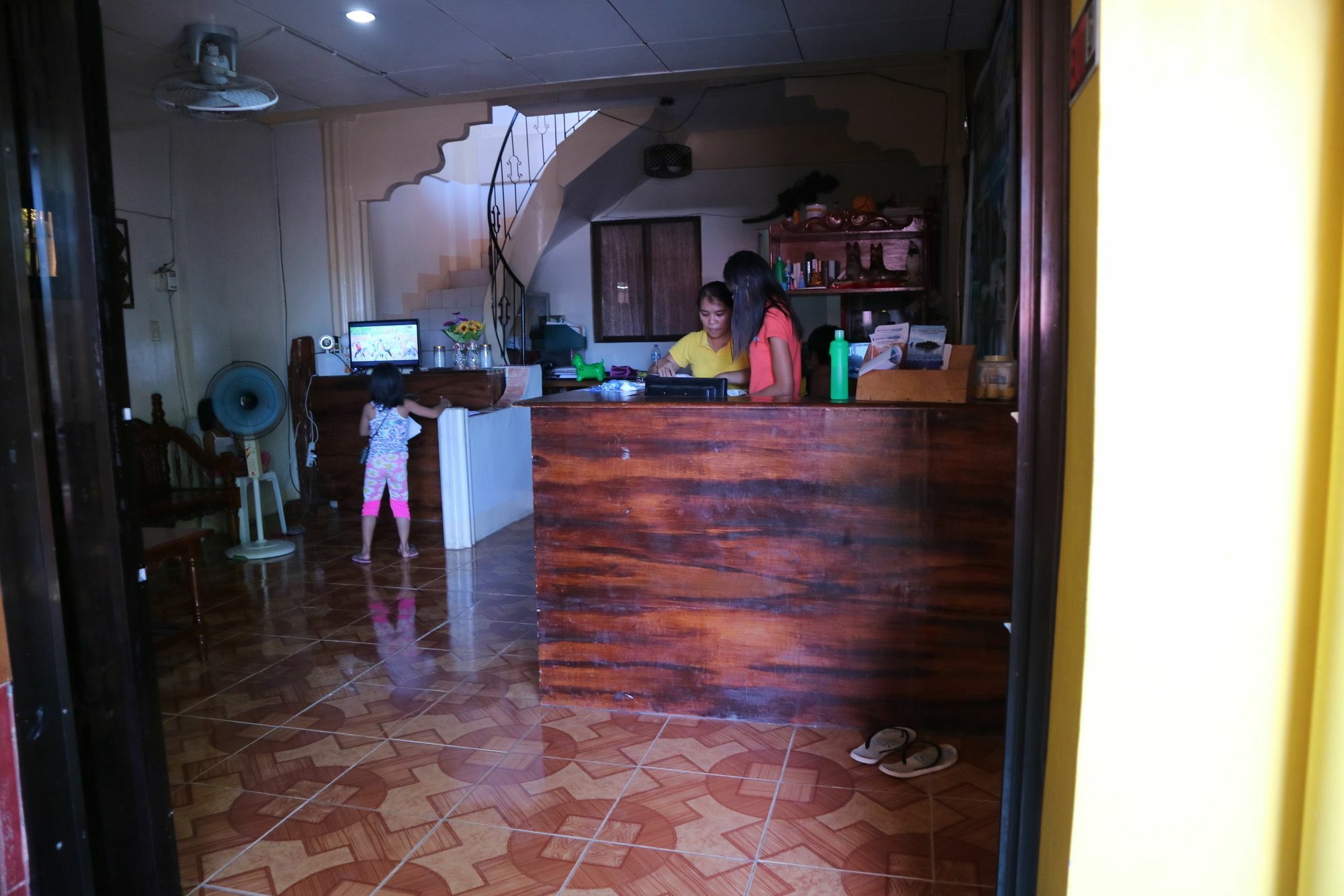 Lagrosa Backpackers Hotell Coron Eksteriør bilde